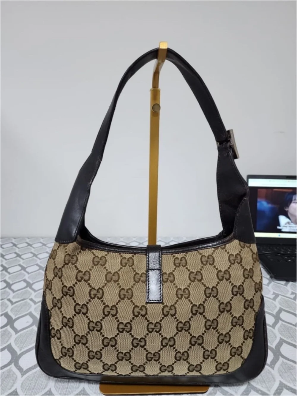 Authentic GUCCI GG Canvas Web Jackie O Bouvier Hobo Bag Brown/Beige